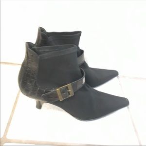 Donald J Pliner ankle boots